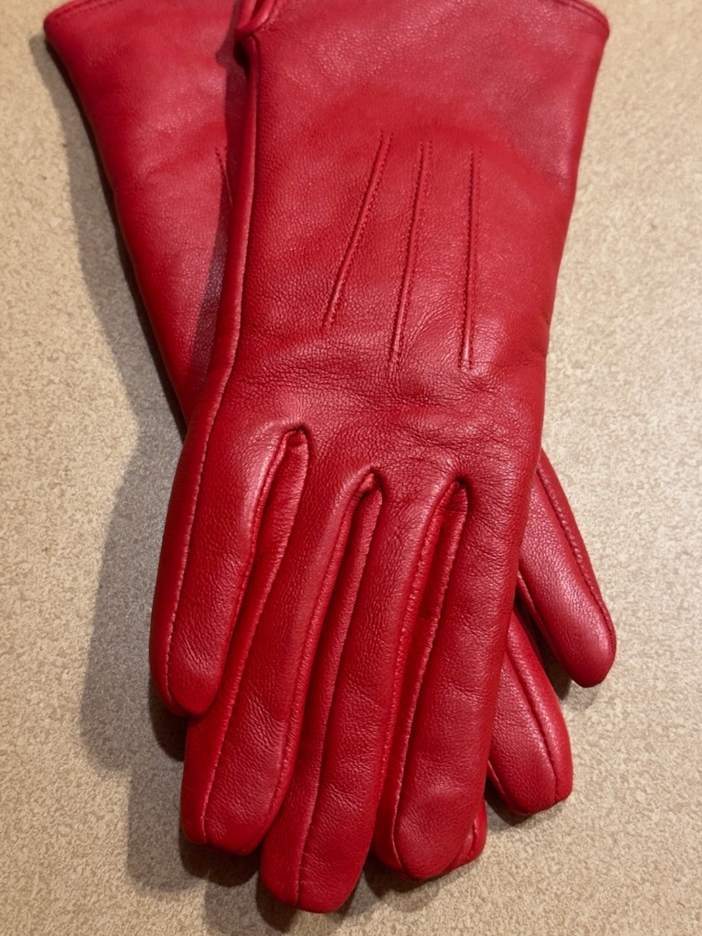 100% Full-Grain Leather Red Gloves (3M and Thinsulate Isolation)